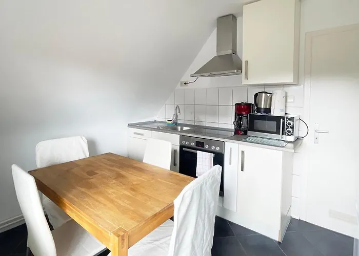 Cozy Workers In * Siegburg