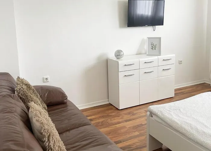 Cozy Workers In * Siegburg