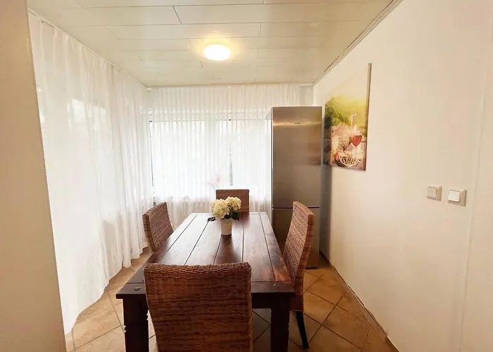 Daire Cozy Workers In